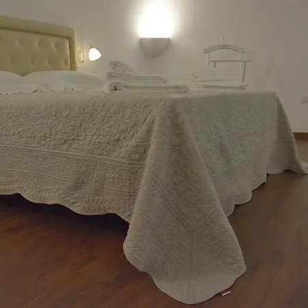 Dimora Storica Santasofia A Отель типа 